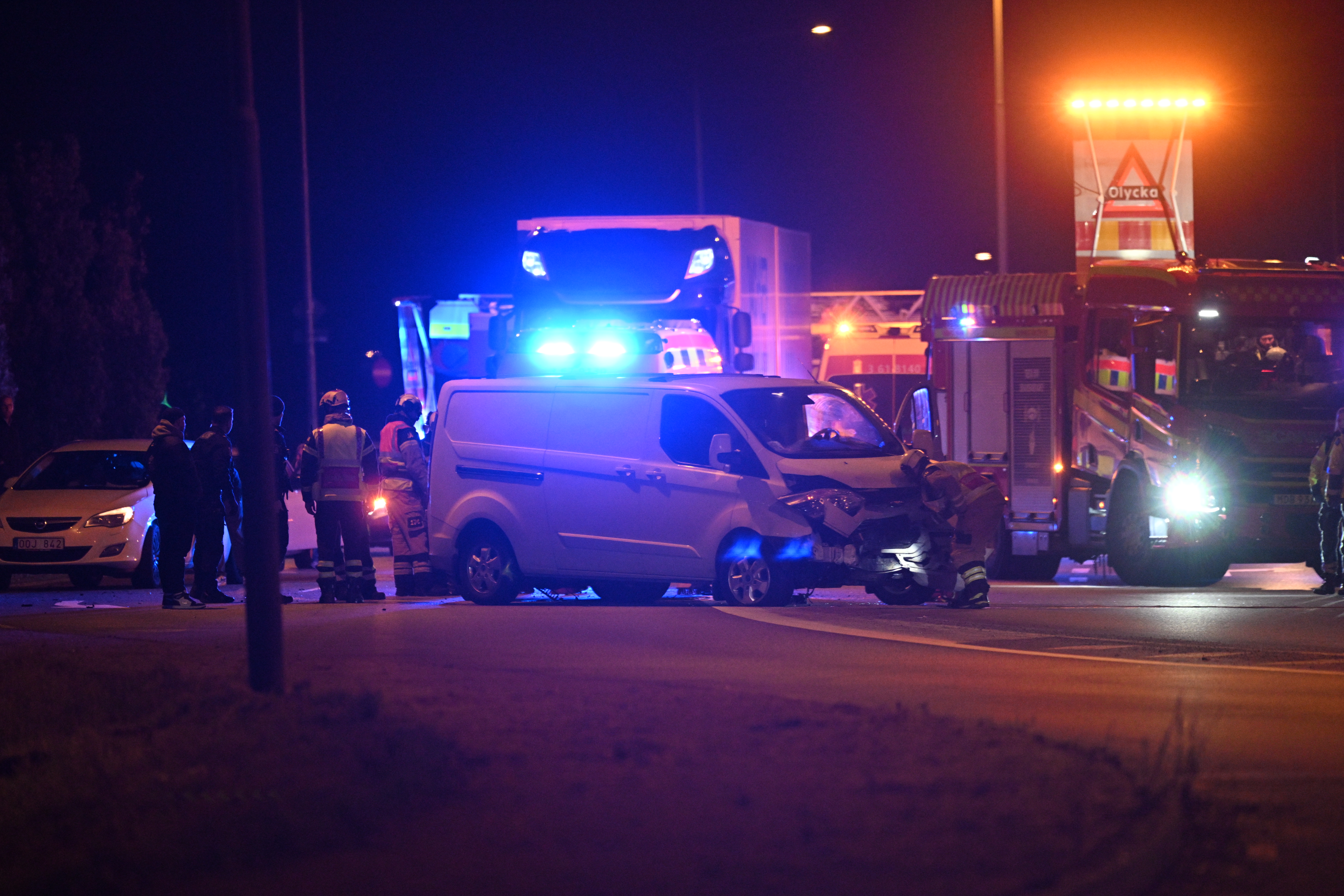 Två Bilar I Krock På Käglingevägen En Till Sjukhus Sydsvenskan 