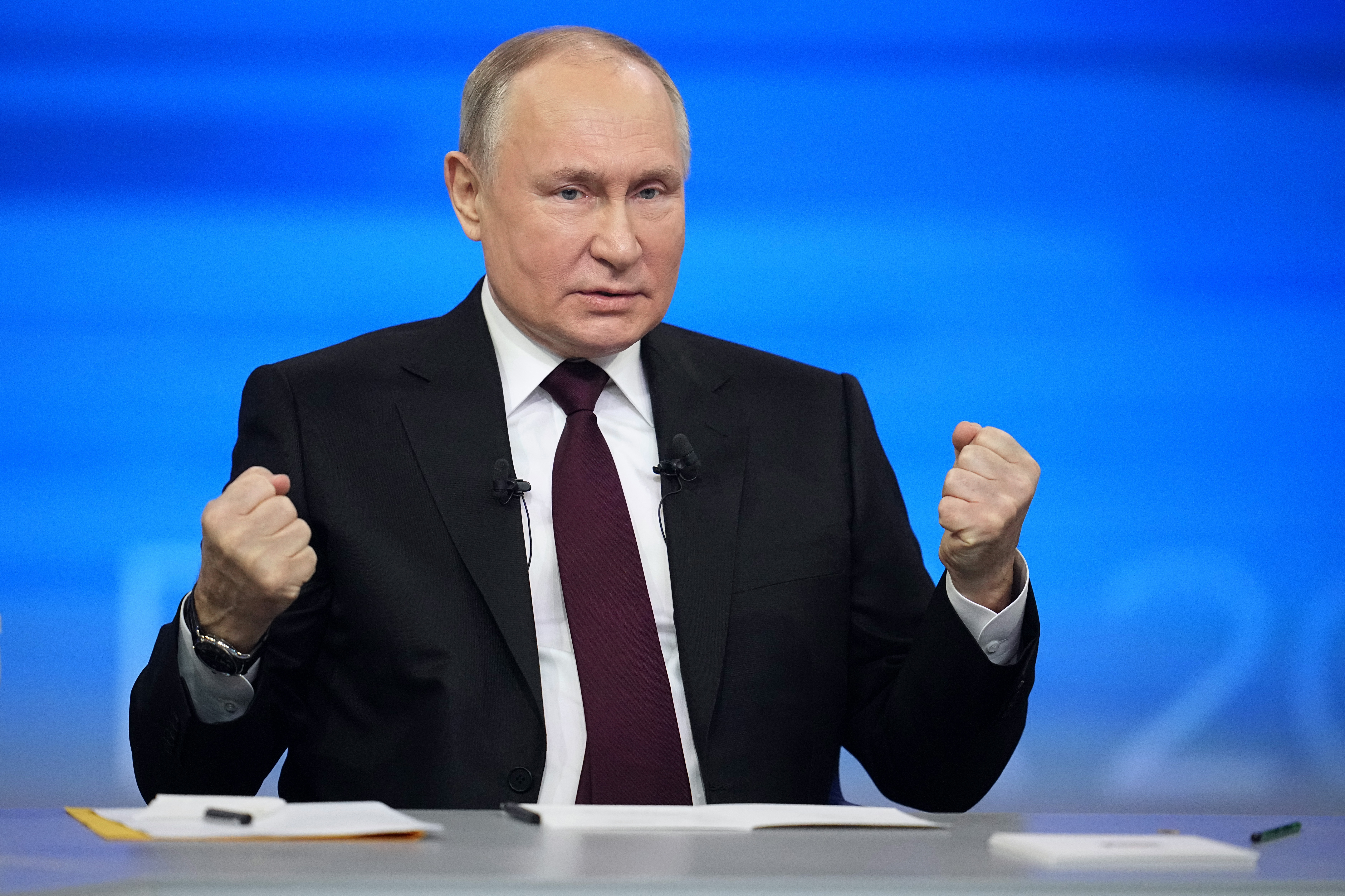 Förra året hoppade Vladimir Putin över både sin traditionella frågestund och sin årliga presskonferens. I år hade han kombinerat de två i en enda föreställning.