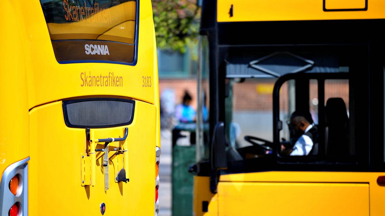 Enligt Sveriges Bussföretag behövs det 1000 nya bussförare i Skåne redan nästa år. 