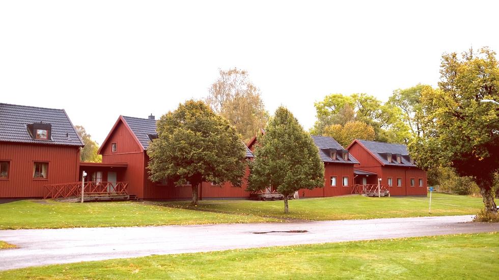 ”Pilagården” vid Tallnäs stiftsgård, som har byggts i tre etapper, är ett populärt boende för konfirmandgrupper.