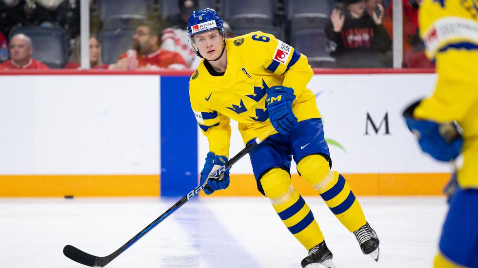 Victor Sjöholm, här i JVM i Kanada i vintras, har blivit uttagen till det svenska A-landslaget. 