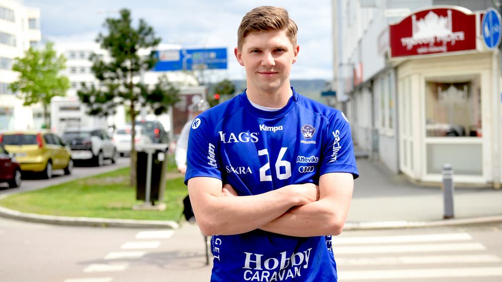 Hampus Söderman, närmast från SM-finalisten IFK Skövde, är klar för spel i Hallby. 