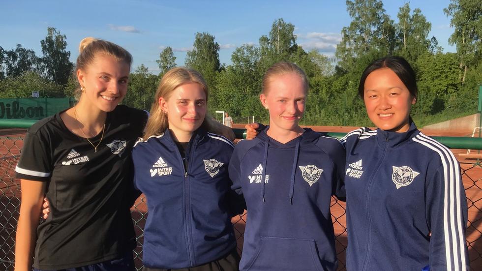 Tabergsdalens TK, med Alexandra Viktorovitch, Josefin Andersson, Tilde Grund och Olivia Bjursten, är klart för SM-slutspel.