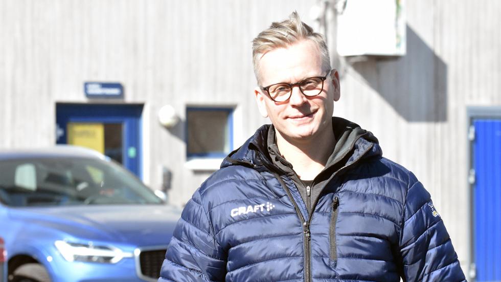 HV71:s assisterande sportchef Johan Davidsson säger att det var självklart att ställa upp i kampanjen för att motverka självmord och psykisk ohälsa. 