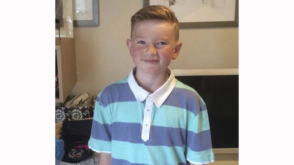 Brittiske Alex Batty försvann som elvaåring. Odaterad privat bild offentliggjord av Manchester-polisen.