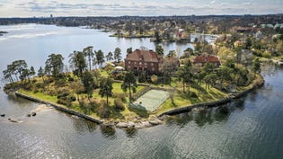 Aerial photo of Spotify founder Daniel Ek's property in old Djursholm.