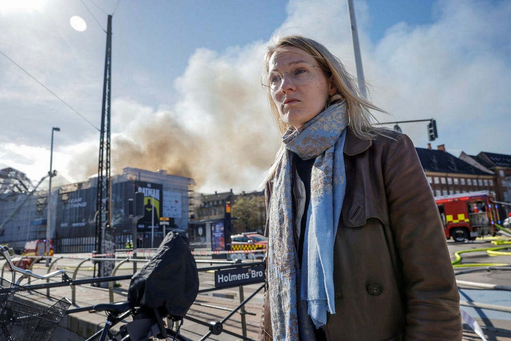 Köpenhamnsbon Julie Bonde sörjer den kultur som nu brinner upp.