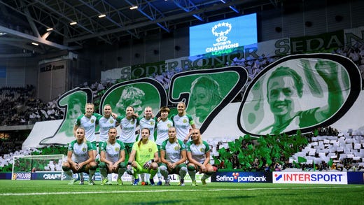 20 428 personer såg Hammarby spela Champions League-fotboll mot Manchester City på torsdagen. Hur många blir det mot Barcelona?