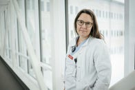Cecilia Hadding, medicine doktor inom professionell utveckling vid Umeå universitet, hoppas att hennes avhandling ska ge mer kunskap om sektavhoppare som söker sjukvård.