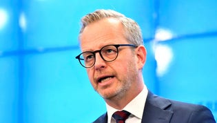 Mikael Damberg (S), ekonomisk-politisk talesperson.