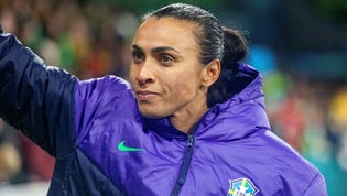 Marta tackar publiken efter att Brasilien blev utslaget ut förra årets VM.