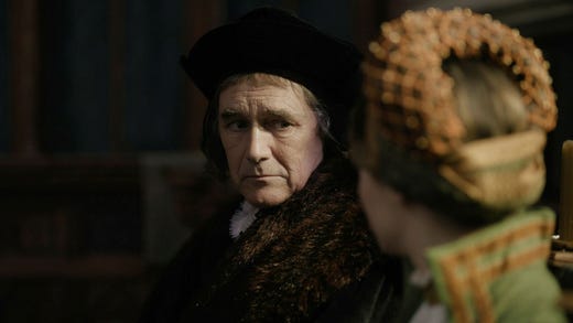 Cromwell (Mark Rylance) och Jenneke (Ellie De Lange) i 