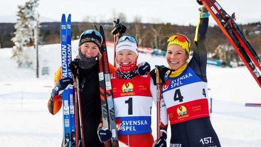 Podiet i sprintpremiären: Maja Dahlqvist, Jonna Sundling och Johanna Hagström.