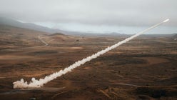 Amerikansk raket avfyrad på övningsområde i Hawaii 2022.