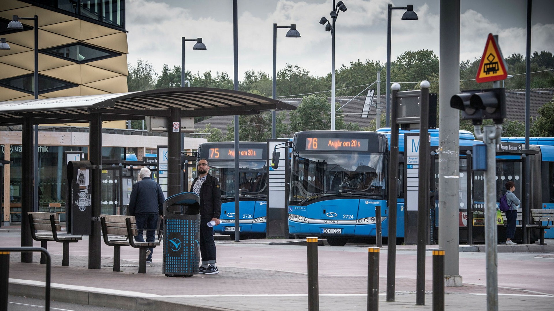 Susanne Nyström: Sluta tyck synd om bilisterna – de verkliga förlorarna är  de som åker buss - DN.se