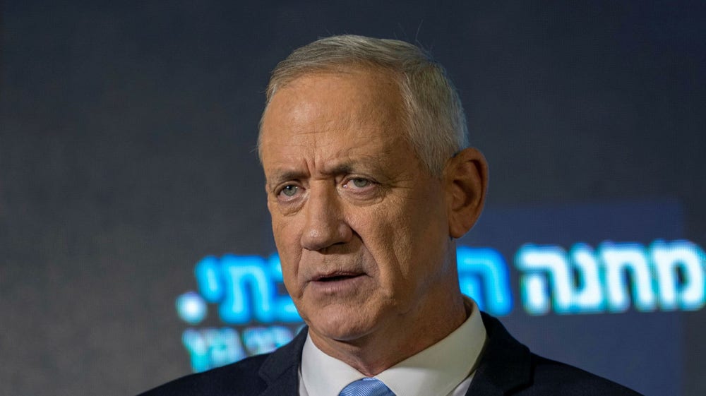 Chockbeskedet får israeliska politiker att sluta upp bakom Netanyahu