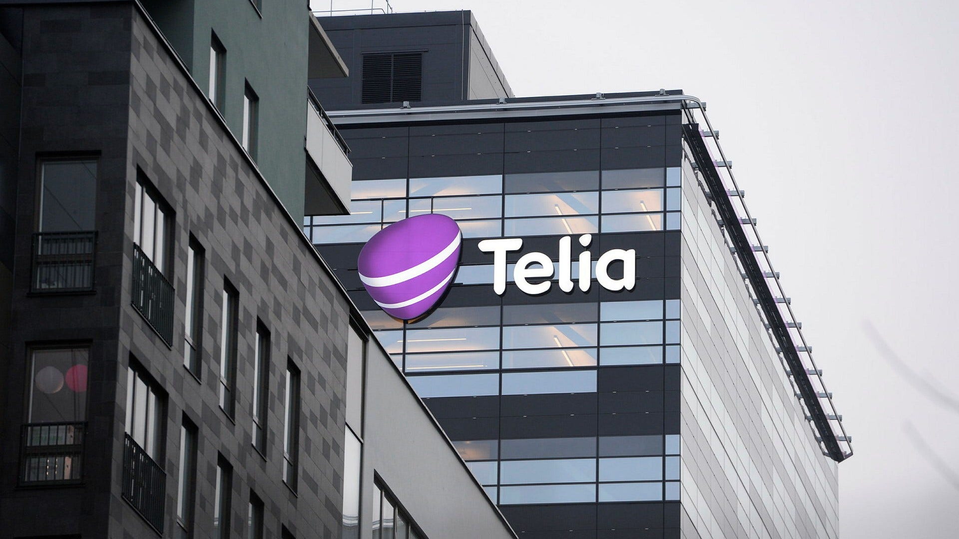 Delstatliga börsbolaget Telia, vars huvudkontor ligger i Solna, har meddelat att hela kopparnätet ska vara stängt 2026. Men dessa planer måste stoppas, anser insändarskribenten som tidigare bland annat pekat på beredskapsskäl.