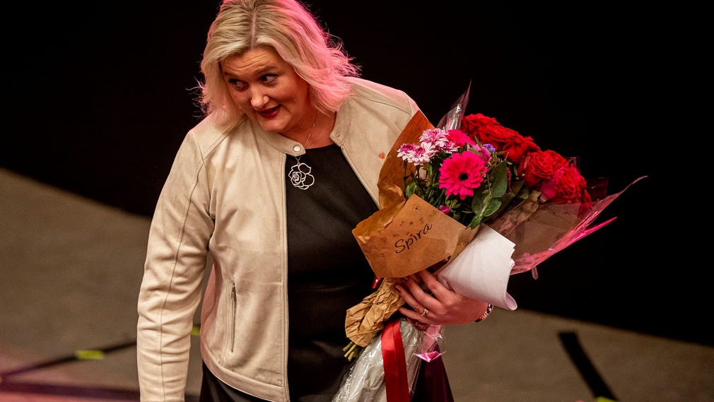 Även Lena Rådström Baastad tackades av som Socialdemokraternas partisekreterare, en post som Tobias Baudin nu tar över.