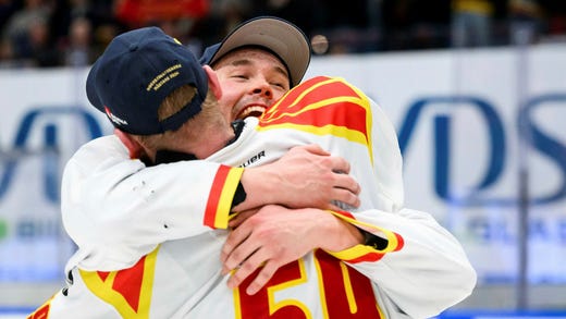 Theo Lindstein firar avancemang till SHL, efter fyra raka segrar mot Djurgården i våras.