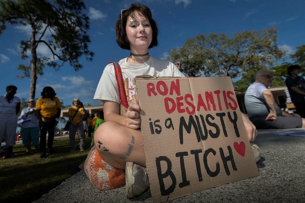 DeSantis politik har väckt starka känslor i Florida.
