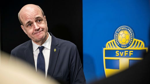 Fredrik Reinfeldt: ”Jag tyckte att det var väldigt bra, att vi nu har en teknik som kan bära ett möte med 211 närvarande, som gör att vi inte behöver flyga över hela världen. Jag tyckte att det var jätteskönt.”