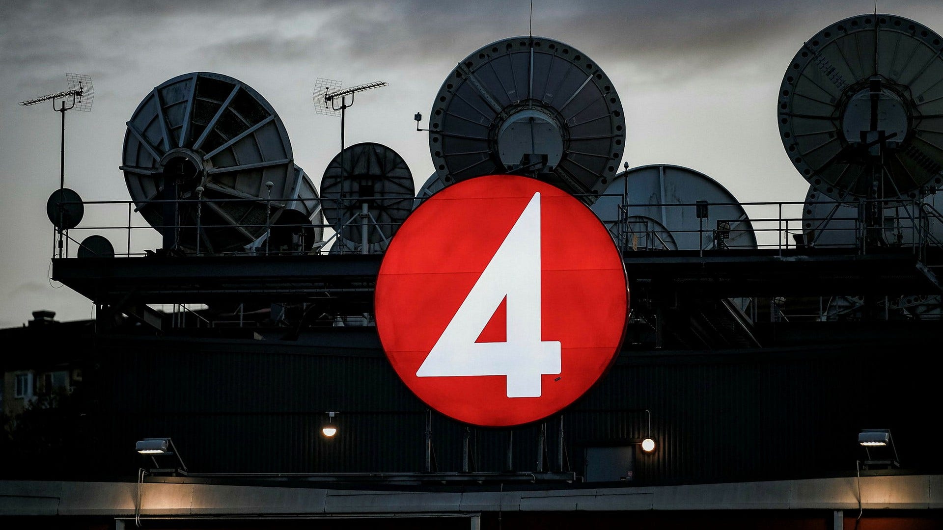 TV4:s wallraffande reporter på programmet ”Kalla fakta” förtjänar landets finaste journalistpris, anser insändarskribenten.