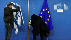 Den israeliska flaggan tas ner efter ett möte i EU-kommissionen i Bryssel.