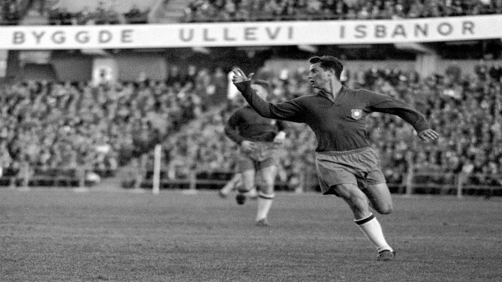 Rune Börjesson scored two of Örgryte's goals in the crowd record match.