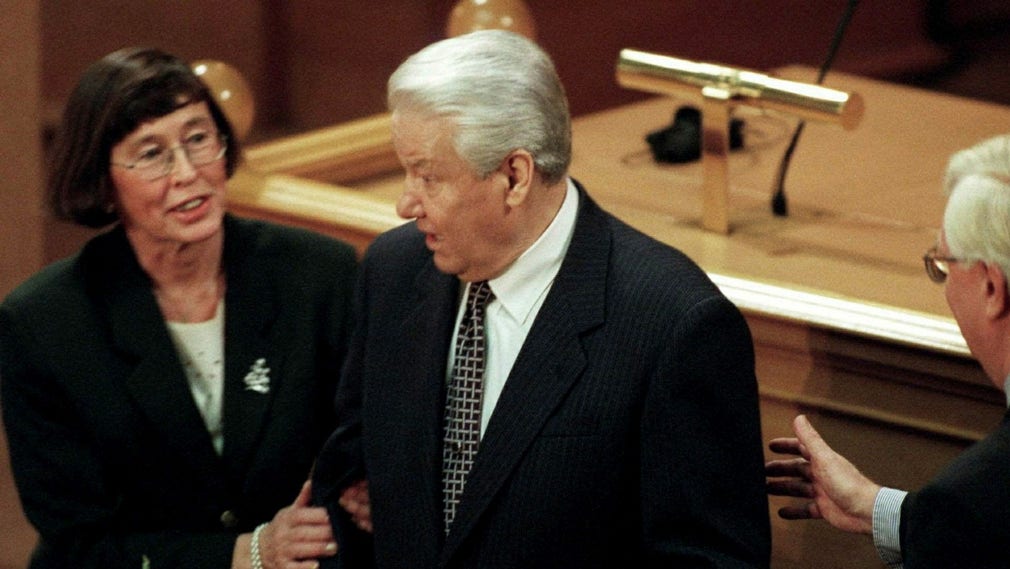 Riksdagens dåvarande talman Birgitta Dahl och Rysslands tidigare president Boris Jeltsin och under ett statsbesök i Sverige 1997.