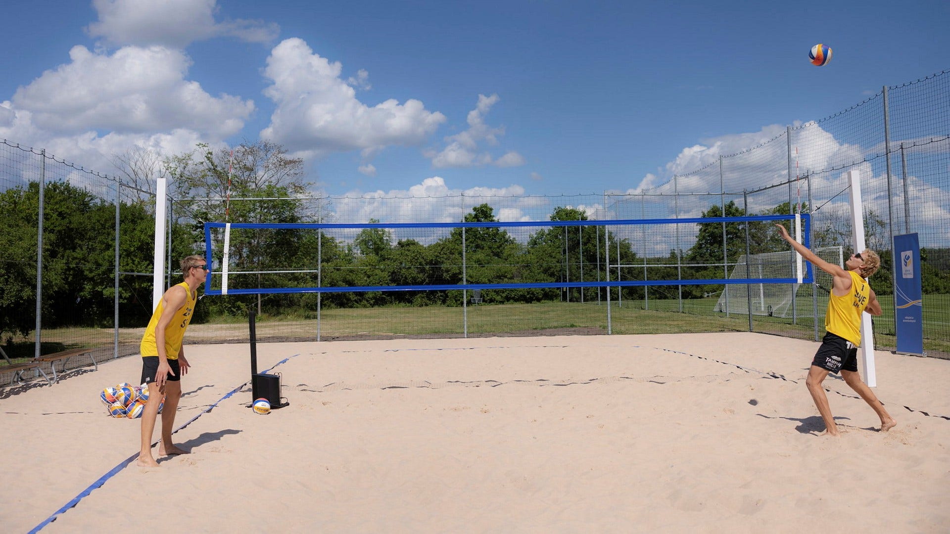 Nuova pista di casa per il saltatore olimpico svedese nel beach volley