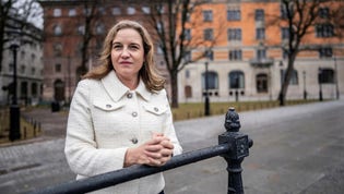 Maja Fjaestad och Emma Lennartssons har skrivit boken ”Mitt i krisen” om regeringskansliet under pandemin.