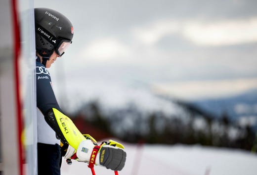 La stagione alpina prevede un bagno a Saalbach, in Austria, a febbraio. Lì, la testa di serie olimpica Sarah Hector è alla ricerca della prima medaglia mondiale individuale della sua carriera.