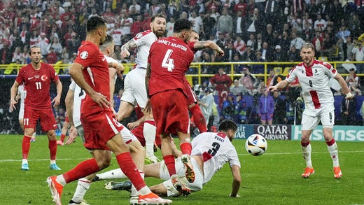 La nuova arrivata della Georgia ha giocato contro il Türkiye (sconfitta per 1-3) in una delle migliori partite dell'EC finora.  Ora attende la Repubblica Ceca, che è vicina a strappare un punto al Portogallo.