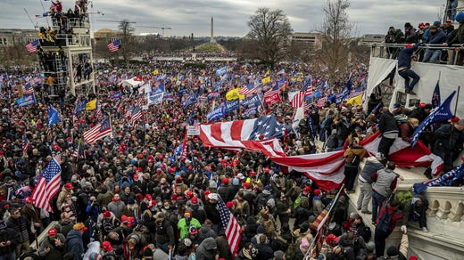 Diversi membri dello staff dell’amministrazione Trump hanno citato l’assalto al Campidoglio come motivo della loro partenza dalla Casa Bianca.