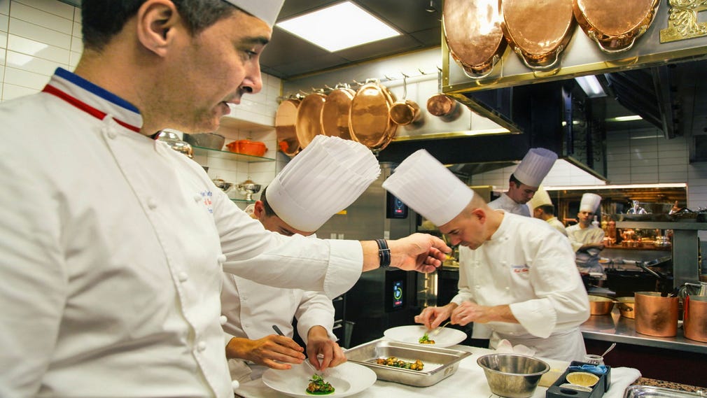 Chefskocken Olivier Couvin har under många år gått i skola hos stjärnan Paul Bocuse.