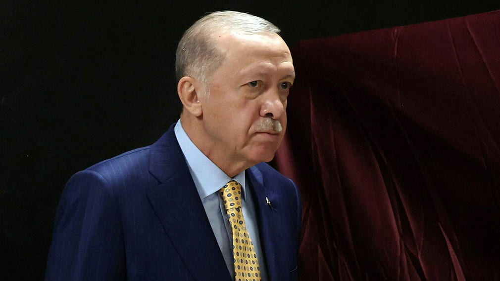 Turkiets president Erdogan och hans AKP ser ut att förlora valet i såväl Ankara som Istanbul.