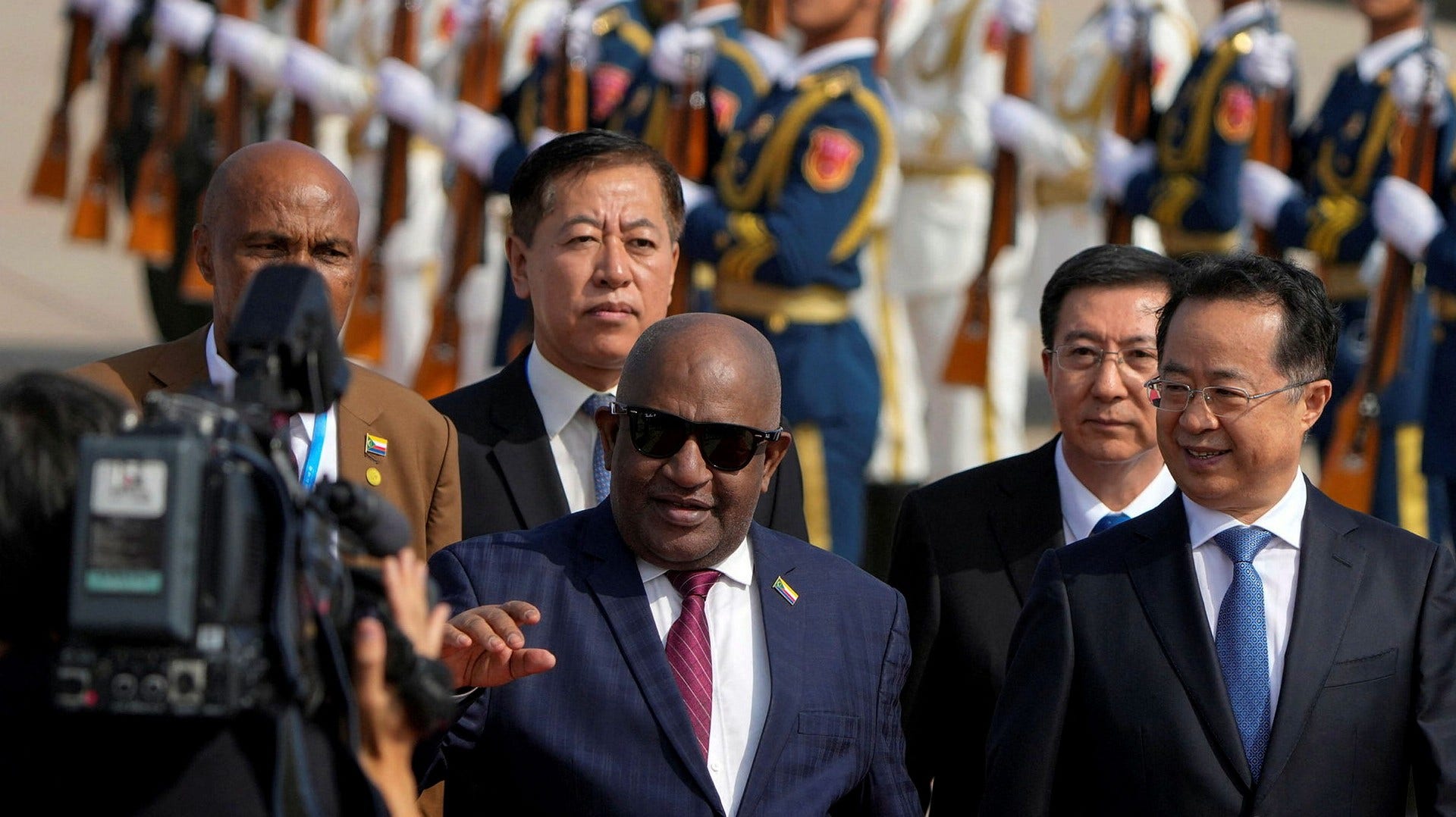 Azali Assoumani, President of the Comoros, arrived in Beijing this weekend. Wednesday-Friday, together with a number of other African leaders, he will participate in a summit with China.