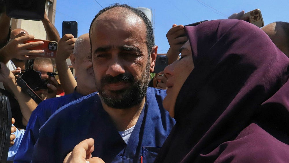 Kritikstorm i Israel efter att sjukhuschef släppts från fängelse