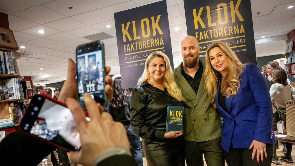 Boken Klokfaktorerna har precis nått handeln. Svante Randlert firar med en bokrelease på varuhuset NK i Stockholm.