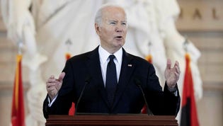 Biden talade på Kapitolium under USA:s årliga minnesceremoni för Förintelsens offer på tisdagen.