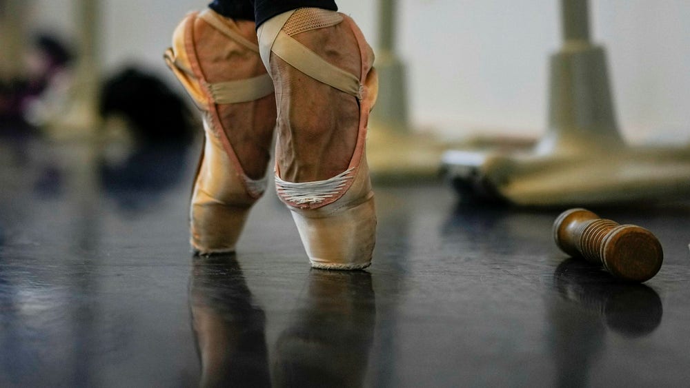 Hård kritik mot kunglig balettskola