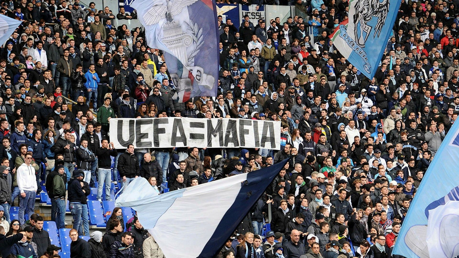 Una protesta durata poco più di dieci anni, in occasione del derby di Roma tra Lazio e Roma allo Stadio Olimpico nella primavera del 2013.