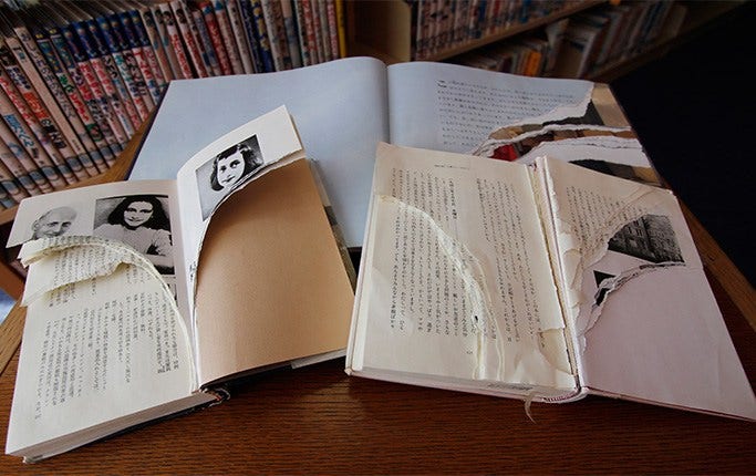 I februari fick flera hundra exemplar av ”Anne Franks dagbok” sidor urrivna på bibliotek i Tokyoområdet