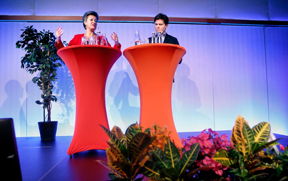 Ylva Johansson och Erik Ullenhag debatterade framtidens arbetsmarknad.