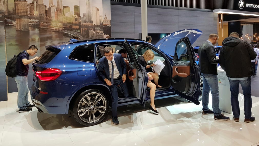 Stort intresse för BMW:s nya mellanstora suv X3.