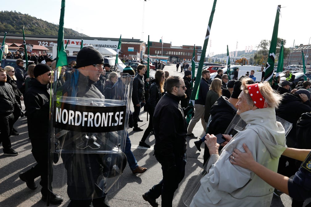 Bilder från demonstrationerna i Göteborg.