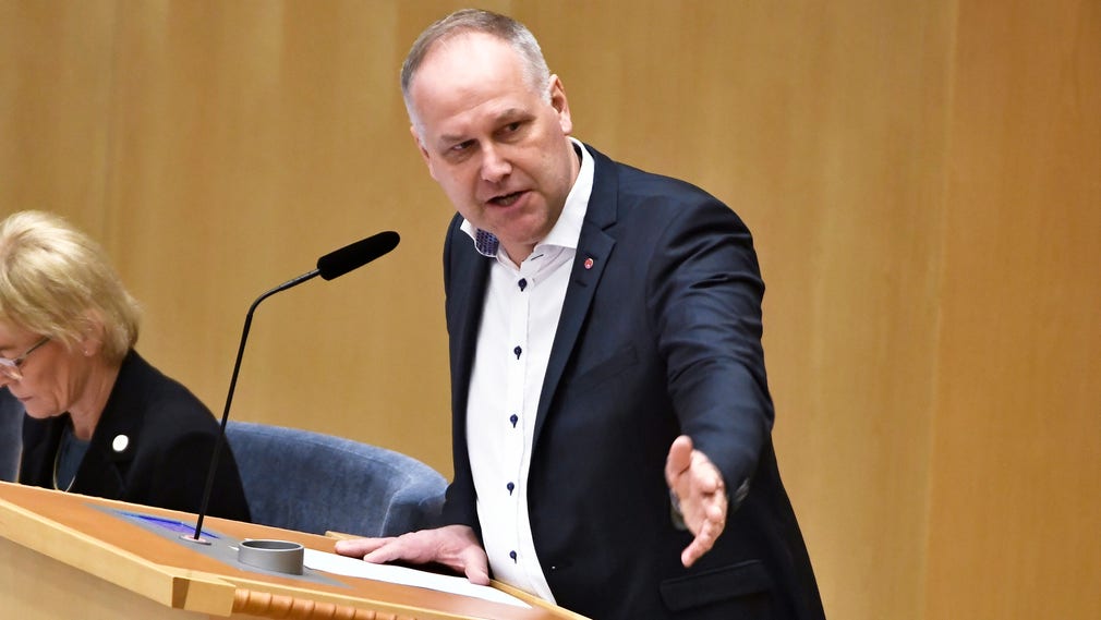 Jonas Sjöstedt (V) under dagens partiledardebatt.