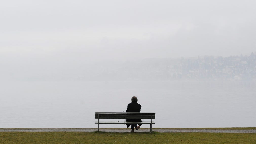 SCB-statistik visar att över en miljon människor saknar en nära vän: ensamheten bär med sig stora negativa konsekvenser för samhället, skriver Jakob Forssmed (KD).