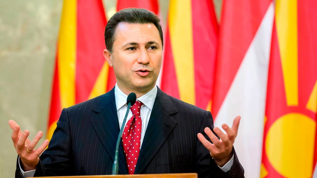 Nikola Gruevski på ett Budapestbesök 2012. Nu är han tillbaka i den ungerska huvudstaden – som asylsökande.