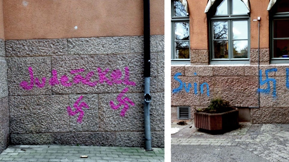 Hakkors och nazistiska budskap på Vasa real i Stockholm, 2014.